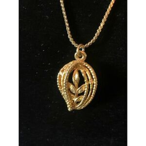 Vintage Floral leaf pendant w/ Braided Chain Necklace, in 12K Gold, Stamped